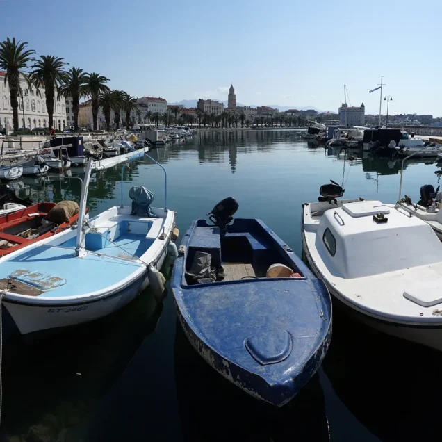 walking_tour_split_1