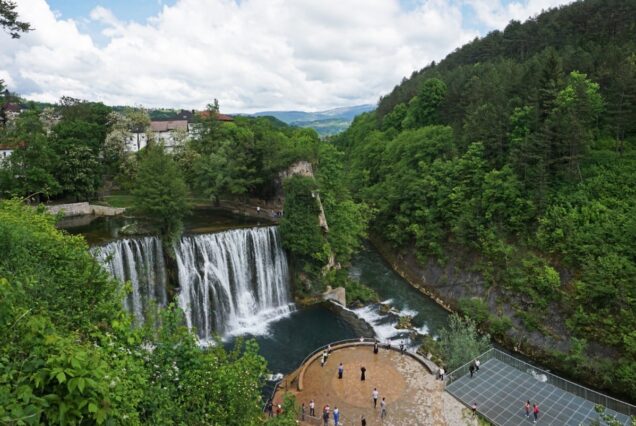 Kraljevski grad Jajce i smaragdna Plivska jezera - 13.9.2025.